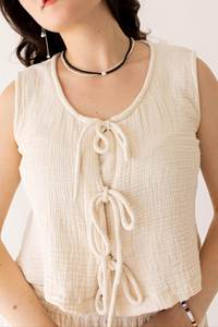 Débardeur en mousseline 100% coton à nouer devant, triple épaisseur, blanc naturel, style bohème, pour femme, grandes tailles, prix de gros - Product Image 3