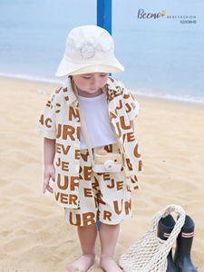 Ensemble de vêtements pour garçons de qualité supérieure, imprimé lettres, style décontracté plage, chemises et shorts pour tout-petits - Product Image 3