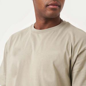 Camiseta Oversize 100% Algodón con Estampado Gráfico para Hombre, Estilo Urbano de Verano, Tejido Pesado de 230 Gramos, Patrón de Letras, Transpirable - Product Image 5