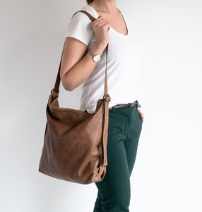 Customizable Bulk Quantity Water-resistant Leather <b>Bag</b> Hobo Lightweight Hot Selling At Reasonable Rate Leather <b>Bag</b> Hobo <b>Bags</b> - Product Image 2