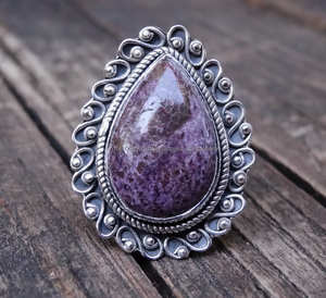 Anillo de Charoite Natural de Plata de Ley 925, joyería de plata hecha a mano Bohemia, regalo de fiesta de cumpleaños para ella - Product Image 1