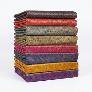 Tissu Brocart Élégant 100% Polyester à Motifs Tissés Riches, Absorbant l'Humidité, Séchage Rapide, Personnalisable pour Tenues Ethniques et Mariages - Product Image 1