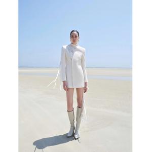 Blazer de qualité supérieure pour femmes, modèle DEBS à franges, en tissu tissé uni en rayonne et élasthanne, longueur intégrale - Product Image 2