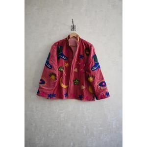 เสื้อแจ็คเก็ตผ้ากำมะหยี่ปักลายดอกไม้ ทำมือ เป็นมิตรกับสิ่งแวดล้อม แห้งเร็ว ระบายอากาศได้ดี สไตล์โบฮีเมียน วินเทจ ลายชนเผ่า สำหรับผู้หญิง ฤดูหนาว - Product Image 2