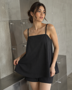 Conjunto Casual de Verano para Mujer, Negro, 100% Algodón, Holgado, con Tirantes Finos, Top sin Mangas y Pantalones Cortos - Product Image 1