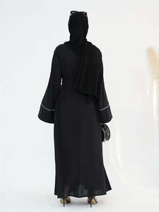 Abaya Modeste de Dubaï à Manches Longues Perlée et Pailletée, Traditionnelle, Faite à la Main, pour Mariage, en Polyester Respirant, Col en V – Grande Vente - Product Image 4