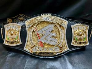Ceinture de championnat de lutte personnalisée de luxe, durable, avec sangle en cuir de qualité supérieure, couleur et taille personnalisées, haute qualité, pour hommes adultes - Product Image 1