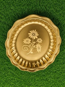 Plateau de service rectangulaire doré à trois compartiments, en métal poli, plat de luxe pour fêtes, vaisselle décorative pour service multiple - Product Image 3