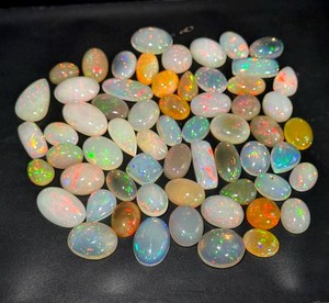 โอปอลเอธิโอเปียธรรมชาติทรงหลังเบี้ยสำหรับทำเครื่องประดับ โอปอลเอธิโอเปียคุณภาพสูงขายส่ง โอปอลเม็ดหลวม - Product Image 1