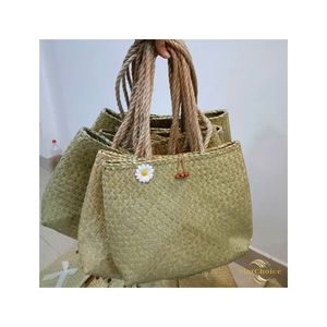 Sac fourre-tout en paille personnalisé avec logo, sac de plage fait main en provenance d'une usine vietnamienne, écologique et idéal pour l'été - Product Image 3