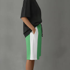 Nuevos shorts OEM al por mayor de dos tonos para mujer, de cintura alta, 300g, para fitness, gimnasio, correr, de algodón grueso con forro polar, con cordón y bolsillos cargo, para hombre. - Product Image 3