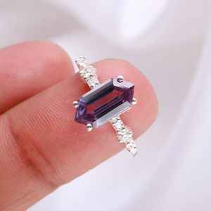 Anillo Hexagonal de Alejandrita que Cambia de Color, Plata de Ley 925, Joyería de Piedras Preciosas Hecha a Mano, Delicada y Única, Certificada por IGI, para Fiestas - Product Image 6