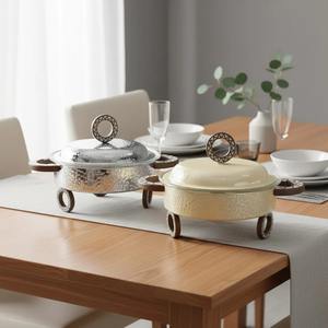 Calentador de Comida Tipo Buffet de Lujo, Redondo, de Metal Martillado, con Interior de Vidrio, Asa de Madera y Exterior con Recubrimiento en Polvo - Product Image 5