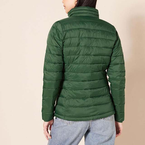 Veste courte matelassée pour femme, vêtement d'extérieur chaud avec fermeture éclair intégrale et rembourrage doux, veste tendance pour un usage quotidien - Product Image 4