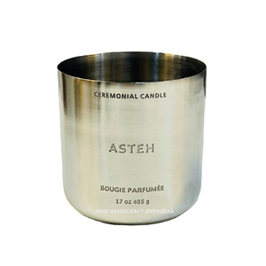 Pot à bougie métallique hautement demandé, finition mate polie, gravure personnalisée du logo, fait main, pour la maison, l'hôtel, le restaurant, l'éclairage - Product Image 1