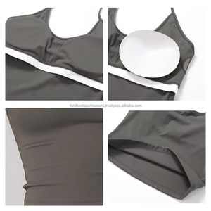 Gray Solid Square Neck Racerback Crop <b>Top</b> Front Logo Breathable Spandex/Polyester <b>Sweat</b>-Wicking Yoga Wear 2-Piece Set for Women - Product Image 3