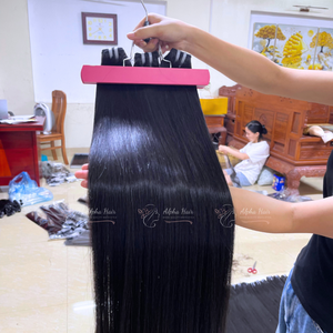 Extensions de cheveux humains raides et soyeux et brillants d'apparence naturelle et durable Cabelo Humano Genius Weft Bundle - Product Image 6