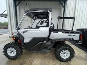 รถออฟโรด Defender X Mr 4WD 4 จังหวะ รุ่นใหม่ล่าสุด ได้รับการรับรองมาตรฐาน EPA และ EEC แบบประตูครึ่งบาน สี HD10 Hyper Silver และ Legion Red - Product Image 3