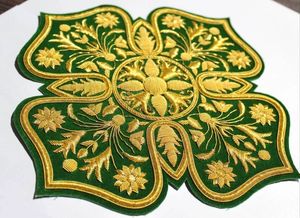 Badge brodé main de luxe avec applique florale en fil de bouillon, effet 3D en relief, écologique, résistant à l'eau, personnalisable - Product Image 3