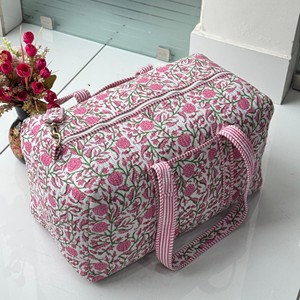 Floral Print Quilted <b>Duffel</b> <b>Bag</b> Pink White Stripe Handle Large Capacity Travel Weekender Shoulder Duffle <b>Bag</b> - Product Image 6