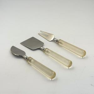 ชุดอุปกรณ์เสิร์ฟชีสสแตนเลสหรูหราพร้อมด้ามจับเรซิ่นตกแต่ง  ชุดเครื่องมือสำหรับชีส ที่ปาดชีสและที่ตัดชีส สำหรับห้องครัวและห้องรับประทานอาหาร - Product Image 3