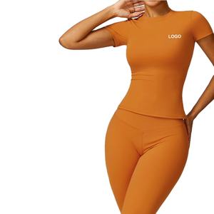 Vente en gros OEM T-shirts écologiques coupe ample vêtements de ville décontractés Hauts courts en pur coton de qualité supérieure Logo personnalisé pour femmes - Product Image 3