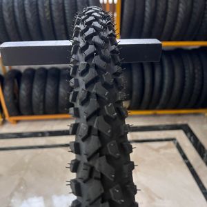 Neumático de Bicicleta de Caucho Natural de Alta Calidad KUMA 2026, Fabricado en Vietnam, con 12 Meses de Garantía, para Ciclismo de Carreras y Trekking, 26x1x3-8 - Product Image 1