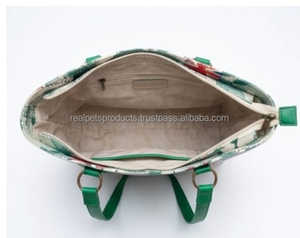 Bolso Tote de Cuero Genuino Verde con Base y Asas Marrones, Estilo Minimalista de Color Sólido, Parte Superior Abierta, Bolso de Compras para Todas las Temporadas - Product Image 5