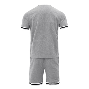 ชุดเสื้อยืดแขนสั้นสีเทาสองชิ้นและกางเกงขาสั้นสำหรับผู้ชาย ชุดลำลองฤดูร้อน ชุดกีฬา ชุดออกกำลังกาย ชุดเข้าชุดสำหรับผู้ชาย - Product Image 3