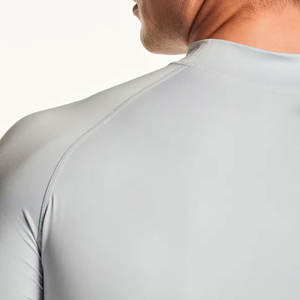 Camiseta deportiva de nailon con logotipo personalizado de spandex para hombre, ropa de gimnasio, camisetas de protección contra erupciones cutáneas para hombre, ropa de artes marciales, traje de baño. - Product Image 6