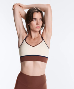 Soutien-gorge de sport pour femme à col en V et bretelles spaghetti, avec coussinets amovibles, maintien moyen, bordure contrastante, couleur unie, pour le fitness et les activités sportives - Product Image 4