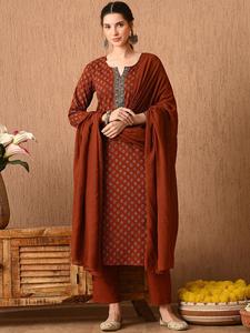 <b>Women</b> Floral Printed Cotton <b>Kurta</b> Set With Trousers And Dupatta Ankle Length Regular Fit Traditional Style <b>For</b> Casual Wear - Product Image 1