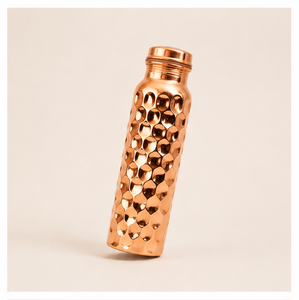 Bouteille d'eau moderne en cuivre pur, écologique, design martelé diamant, anti-fuite, personnalisable, pour boire de l'eau, détox naturelle - Product Image 3