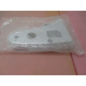AMAT 0040-43366 ตัวยกฝาครอบด้านขวา - อุปกรณ์และอะไหล่เซมิคอนดักเตอร์ระดับโลกที่เชื่อถือได้ - Product Image 2