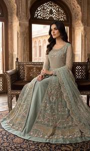 Lehenga Choli Rouge Brodé, Robe de Mariage Traditionnelle pour Femme, Longueur au Sol, Tenue de Mariée Indienne et Pakistanaise en Soie, Collection 2026 - Product Image 6