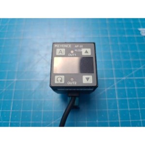 Sensor de Presión Digital KEYENCE AP-31 Usado Como Está, Piezas de Equipos de Semiconductores Legados - Product Image 2