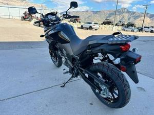 Meilleures ventes 2025 Moto Suzuki V-Strom 650 Adventure - Product Image 1