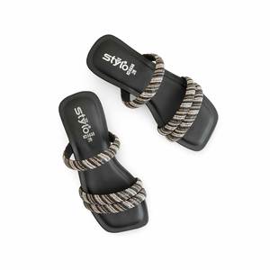 Pantoufles de sport fantaisie pour filles noires KD5535 - Product Image 1