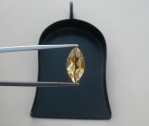 Citrino Natural Marquise, Gema Suelta Natural de 14 x 7 mm, Certificado por Terceros, Efecto Estrella para Joyería - Product Image 1