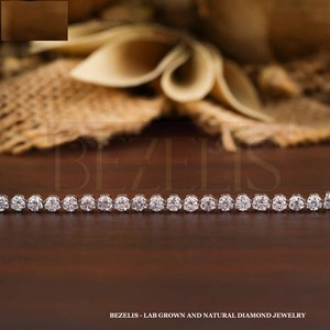 Impresionante Brazalete de Oro Rosa con Diamantes Cultivados en Laboratorio, Corte Brillante, Piedras Sostenibles, Perfecto para una Apariencia Impresionante - Product Image 3