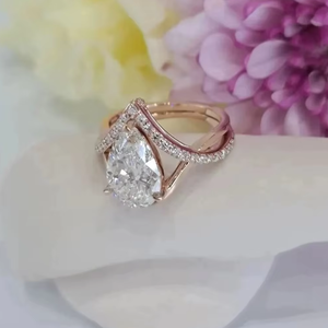 แหวนหมั้นเพชรโมอิสซาไนต์ทรงลูกแพร์ สวยงาม แหวนเงินแท้ 925 แบบสั่งทำพิเศษ และเครื่องประดับเพชรอื่นๆ - Product Image 1