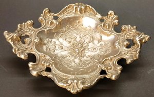Wholesale Classic Ornate Brass Serving Trays Featuring Premium Finishes Suitable for Creating Sophisticated <b>Table</b> Setups - Product Image 6