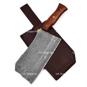 Couteau de boucher/chef en acier Damas forgé à la main, manche ergonomique en bois, design ambidextre, robuste pour la cuisine - Product Image 5