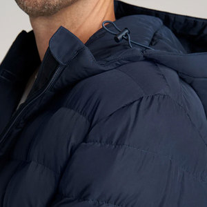 Veste d'hiver pour homme au style sportif, inspirée du design intemporel d'un blouson matelassé - Product Image 6