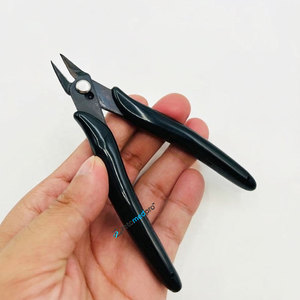 Pince coupante en acier inoxydable pour extensions capillaires à la kératine, outils et accessoires de coiffure personnalisables avec logo pour tissage de cheveux - Product Image 1