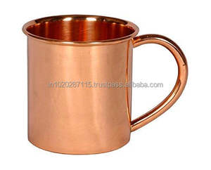 Tazas gruesas de cobre puro hechas para uso pesado con patrón martillado y borde liso para sorber cómodamente - Product Image 2