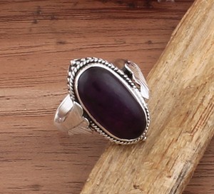 Anillos Clásicos Hechos a Mano con Piedras Preciosas de Amatista Púrpura y Plata de Ley 925 con Engaste de Jade Lavanda Natural para Mujer - Product Image 3