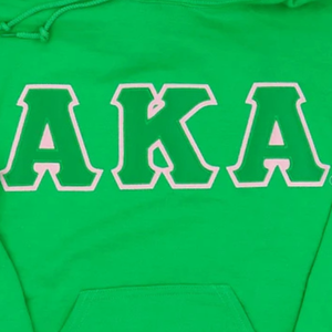 เสื้อฮู้ดดี้สีเขียวเคลลี่แบบสวมหัวของ AKA พร้อมตัวอักษร AKA ปักด้วยไหมพรมสีชมพูและสีขาว เสื้อผ้าลำลองสำหรับชมรมนักศึกษา - Product Image 6