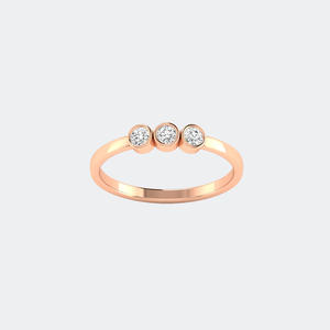 Anillo de Diamantes con Tres Piedras Engastadas en Bisel de 0.20CTW - Product Image 6