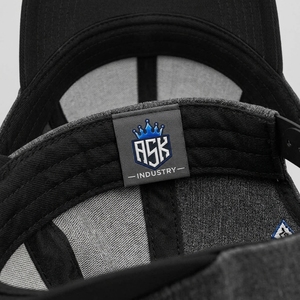 Gorra de béisbol para exteriores diseñada con tela ligera, cómoda y transpirable, visera curva y cierre ajustable para viajes. - Product Image 6